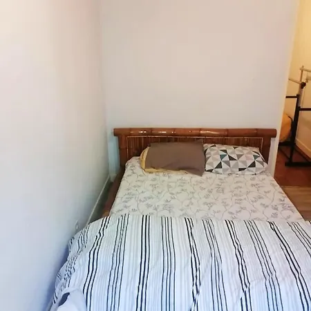 Appartement De 2 Chambres Avec Wifi A Aurillac Appartamento