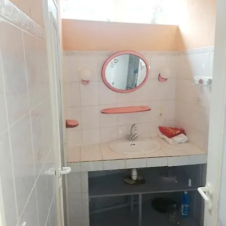 Appartamento Appartement De 2 Chambres Avec Wifi A Aurillac *